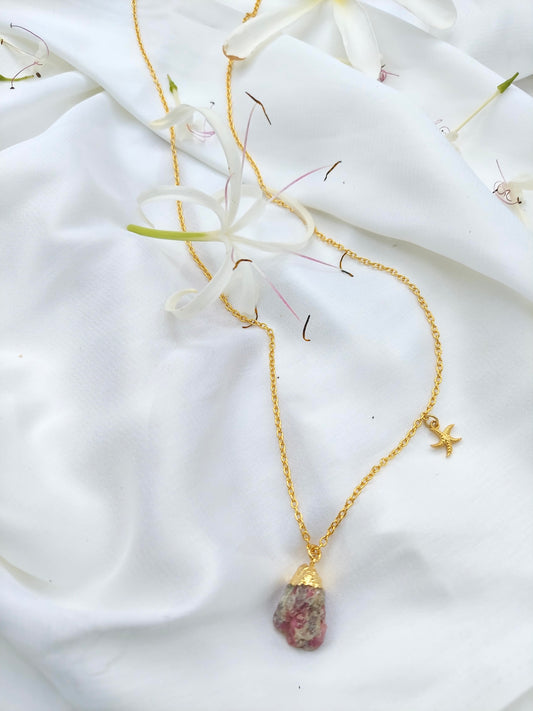 Rawness Pink Tourmaline Neckpiece