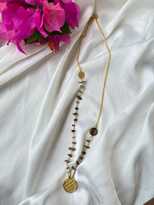 Chipster calming and grounding neckpiece